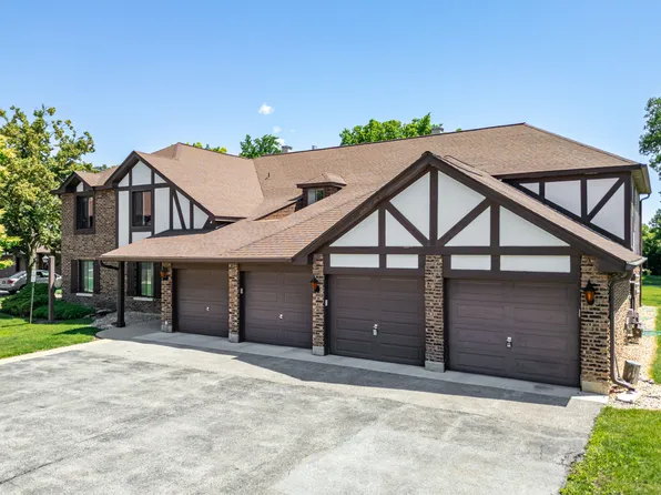 1753 Plymouth Ct APT B, Wheaton, IL 60189