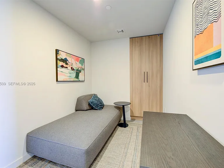 121 NE 5th St #3102 — Photo 15