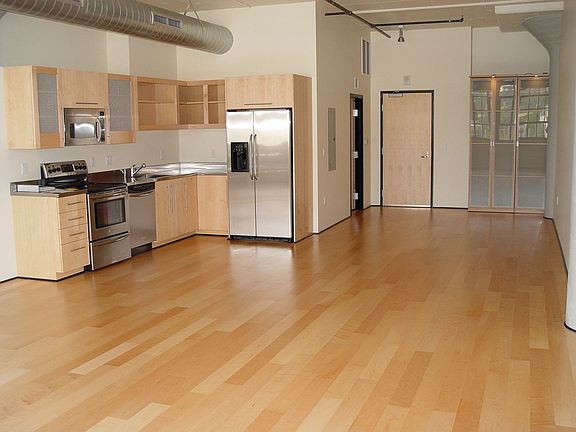Spacious 834 Sq Ft