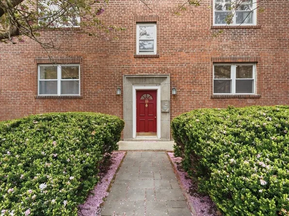 19 Alton Ct APT 2, Brookline, MA 02446