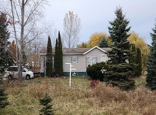 4484 Molitor Rd, Oconto, WI 54153