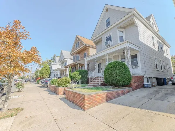 176 Avenue B, Bayonne, NJ 07002