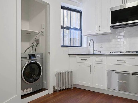 5th image of 500 E 11th St #Aa