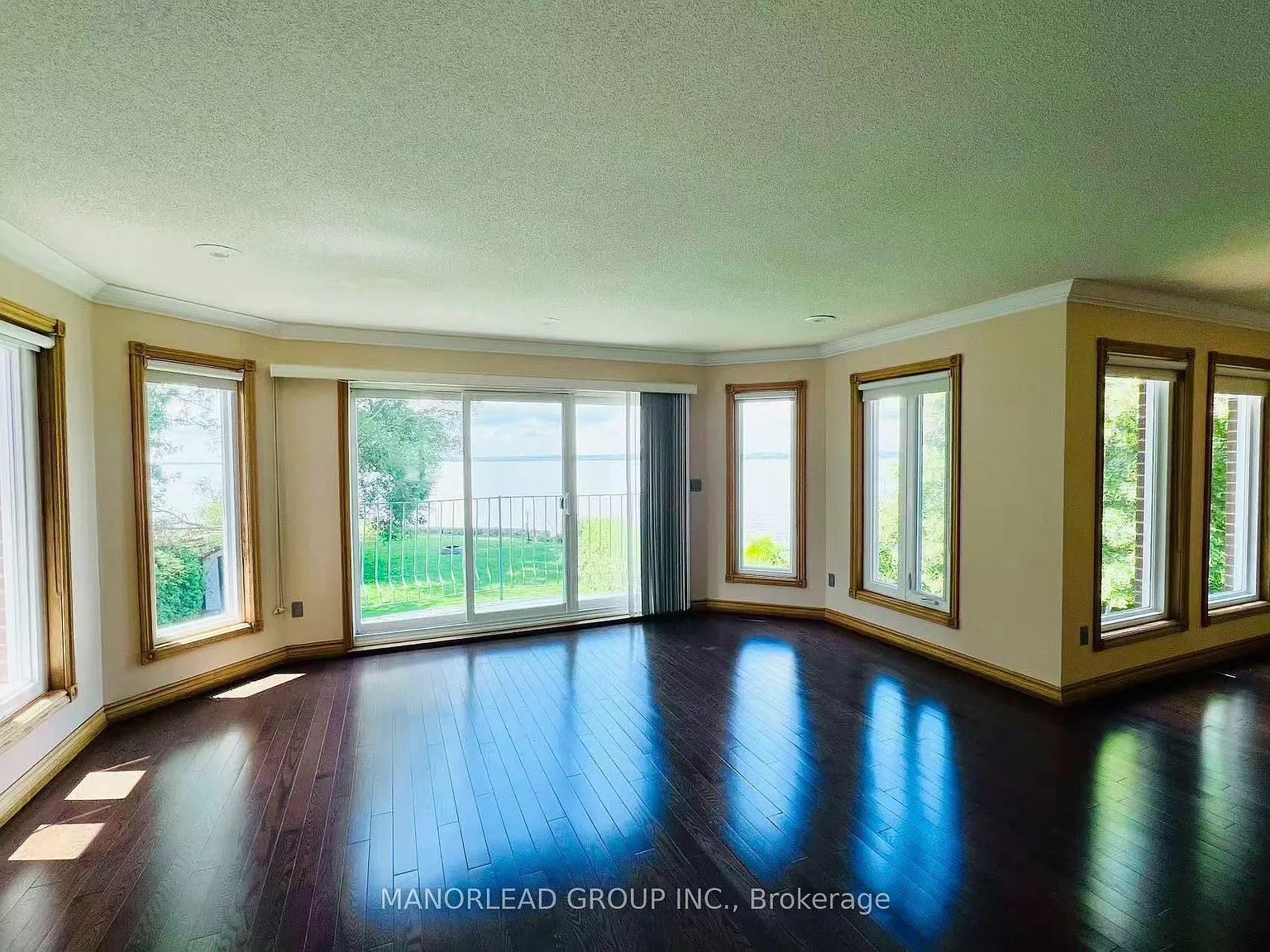 6 bed, $4,500 — Photo 2