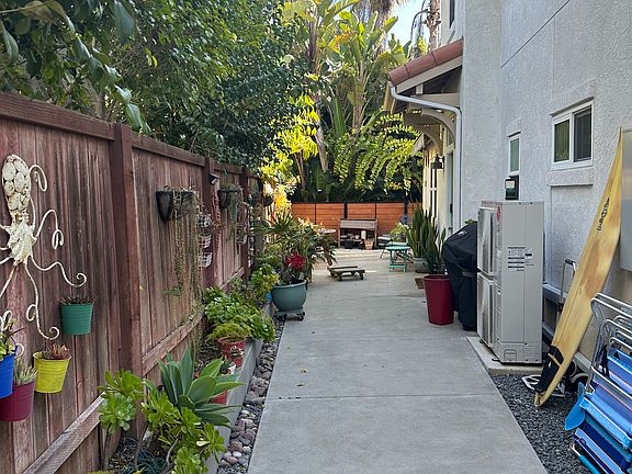 4th image of 341 Calle De Adele #2