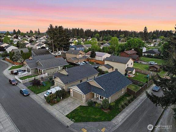 2nd image of 10803 NE 103rd Street