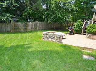 2932 Englefield Dr, Raleigh, NC 27615