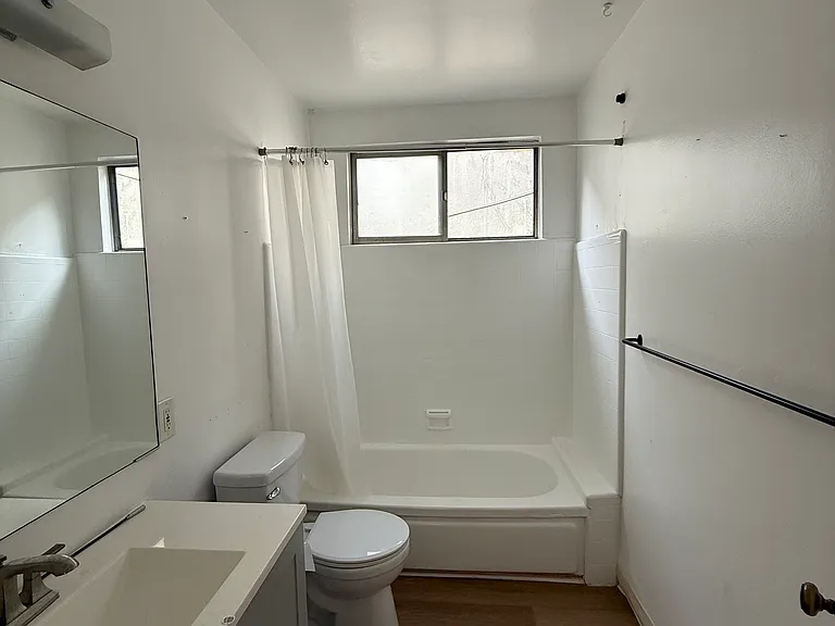 7231 Franklin Ave #2 — Photo 29