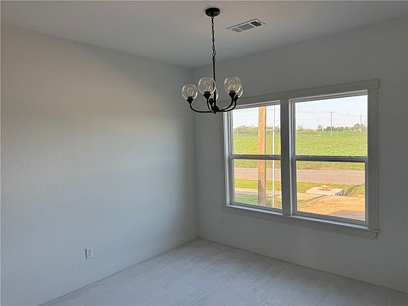 4th image of 6604 SW Spindle St