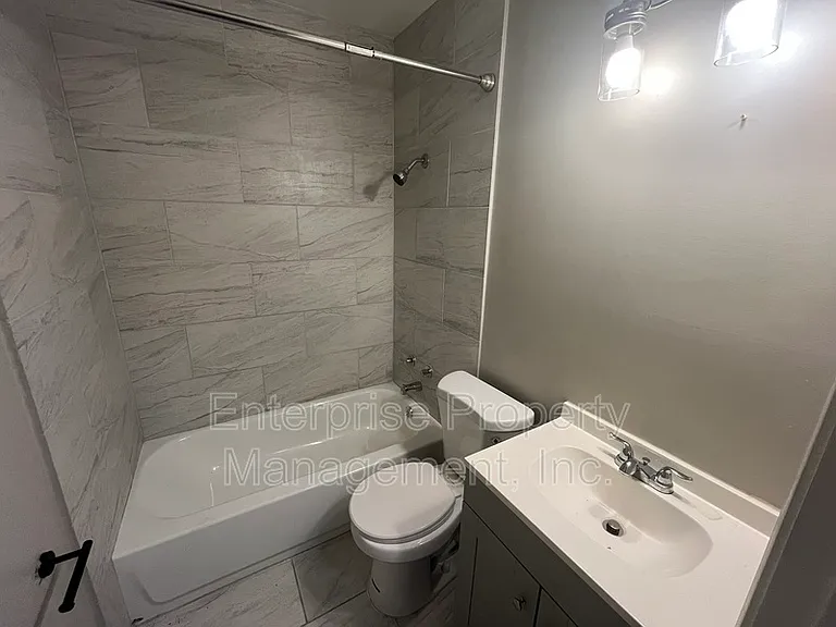 2447 Twain Ave — Photo 17
