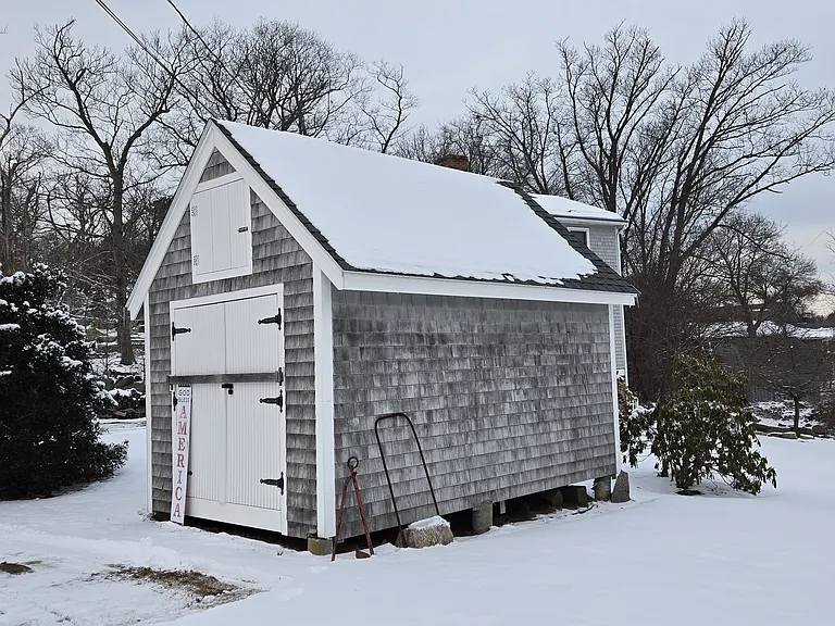 Large shed