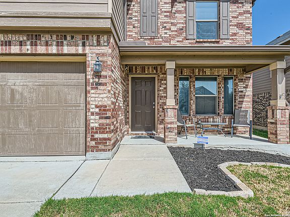3rd image of 1411 BLUE JAY CT