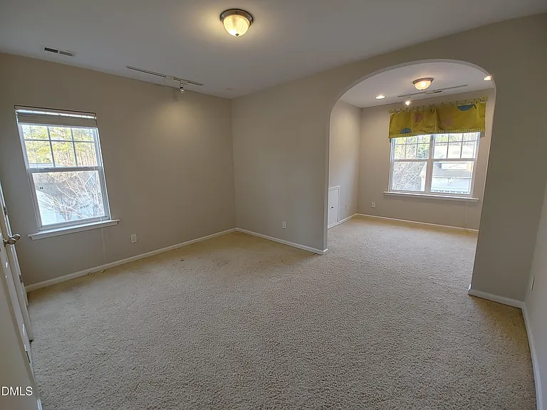 606 Lyon Tree Ln — Photo 22