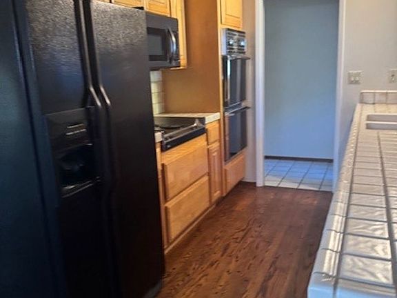 3rd image of 1646 Knollwood Ave