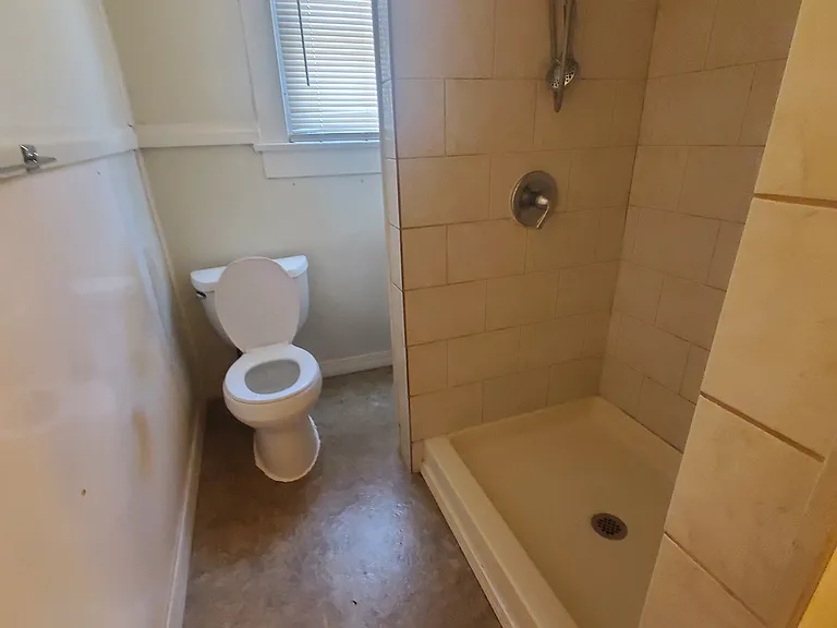 1100 Edison Ave #1 — Photo 8