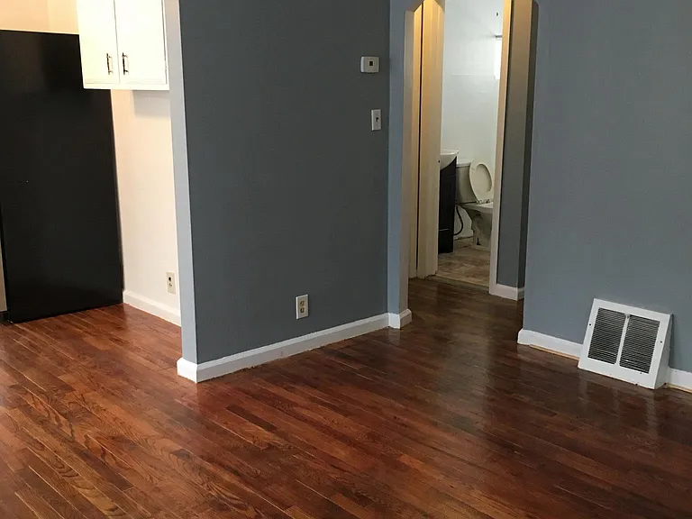 353 Madison Ave — Photo 9