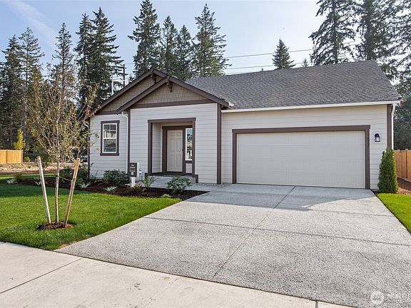2nd image of 19811 140th Avenue Ct E
