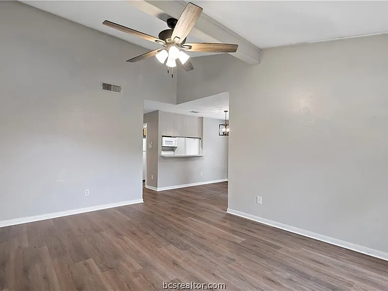 616 Cross Timbers Dr — Photo 10