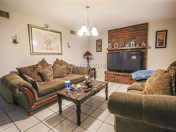 3rd image of 1117 Vaughn St