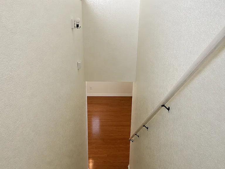 8910 Catkin Mdw — Photo 8