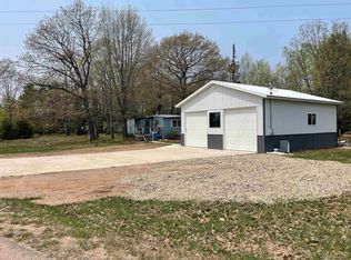 17 Snowfield Rd, Negaunee, MI 49866