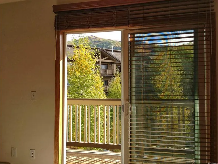 3370 Columbine Dr — Photo 4