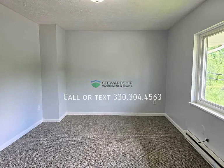 1111 N Elm St #R — Photo 13