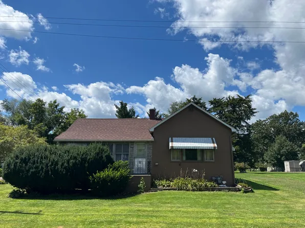 200 N East St, Seatonville, IL 61359