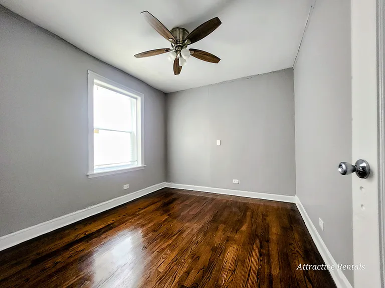 7935 S Vernon Ave #2 — Photo 3