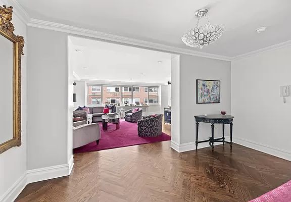 3rd image of 233 E 69th St #11MNO
