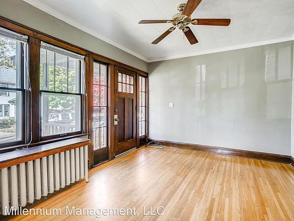 3rd image of 1698 Hewitt Ave #11076007
