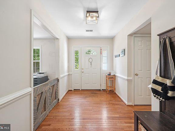 5th image of 101 Stratford Pl