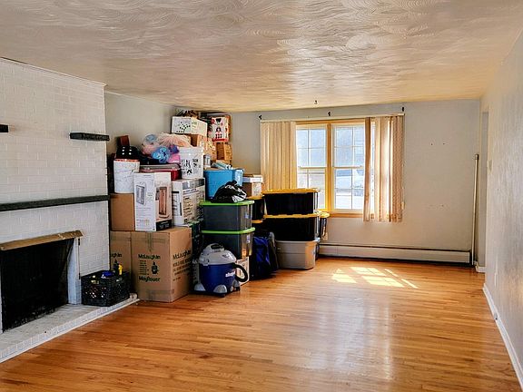 5th image of 1418 Spencer St