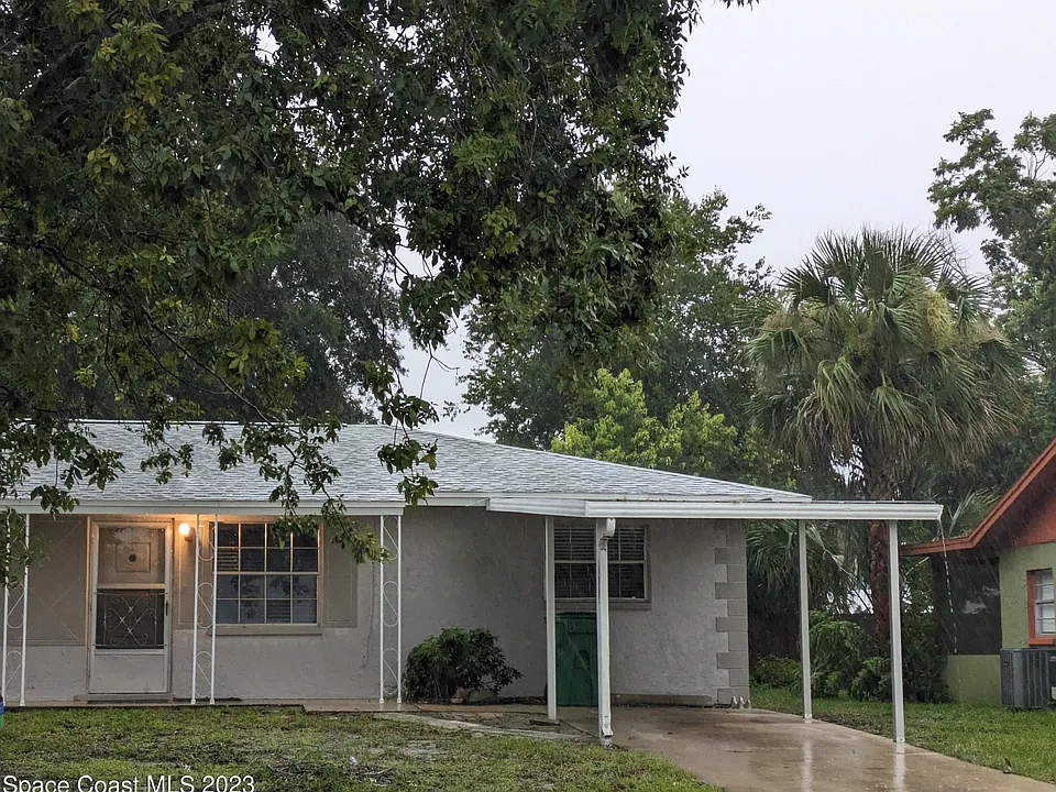 759 Lunar Lake Cir