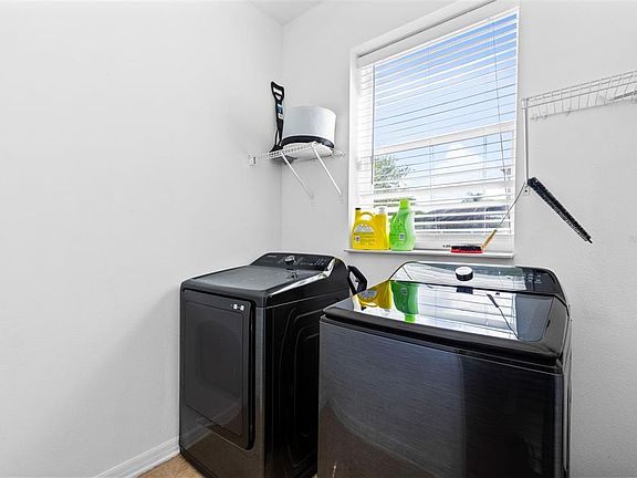 3rd image of 529 CORTONA DRIVE