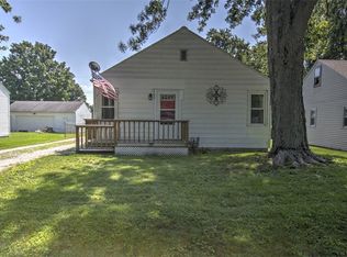 462 S Durfee St, Warrensburg, IL 62573
