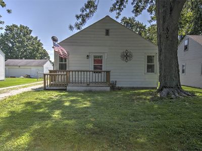 462 S Durfee St, Warrensburg, IL, 62573