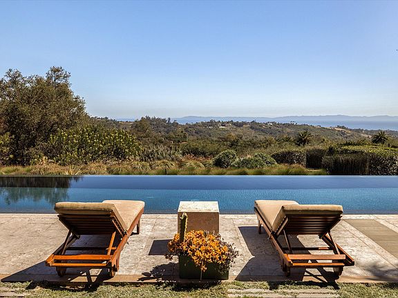 5th image of 813 Romero Canyon Rd