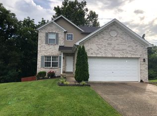 7804 Bridlevista Rd, Louisville, KY 40228