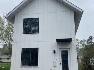 419 10th Ave, Two Harbors, MN 55616