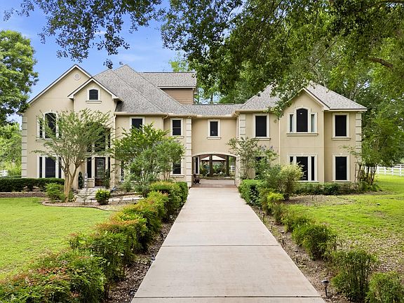 2nd image of 200 Creekside Ct