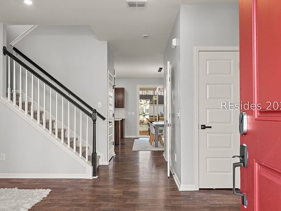3rd image of 77 Mainland Lakes Drive