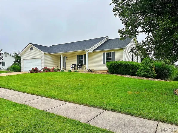 3837 Bedford Pointe Dr, Wentzville, MO 63385