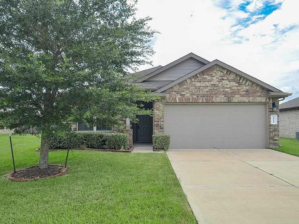 1811 Brady Shores Dr