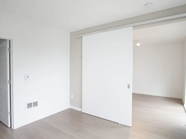 1313 SE Spokane St #409 — Photo 9