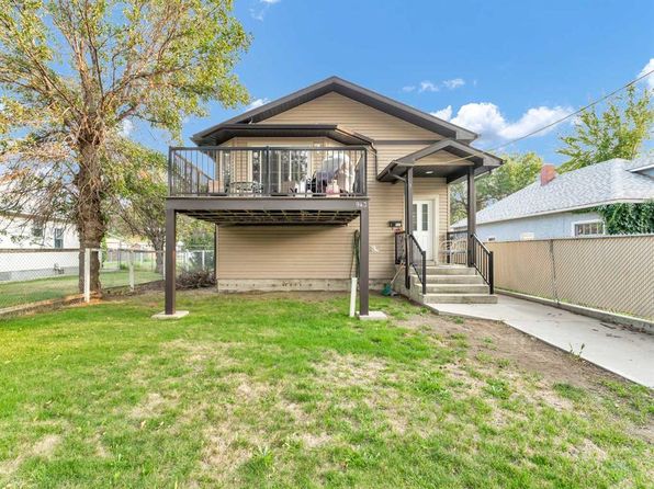 943 Ross St SE #1 & 2, Medicine Hat, AB T1A 0X9