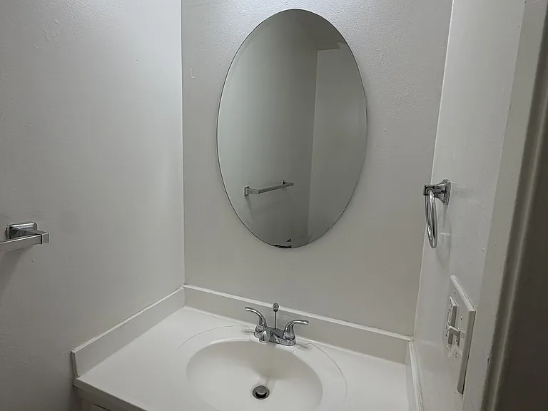 The Franciscan Apartments — Photo 7
