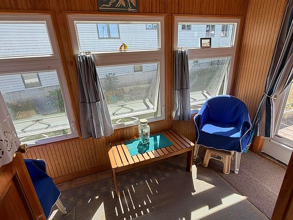 4th image of 64 Acorn Road