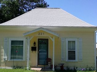 221 N Randolph St, Pleasant Hill, MO 64080