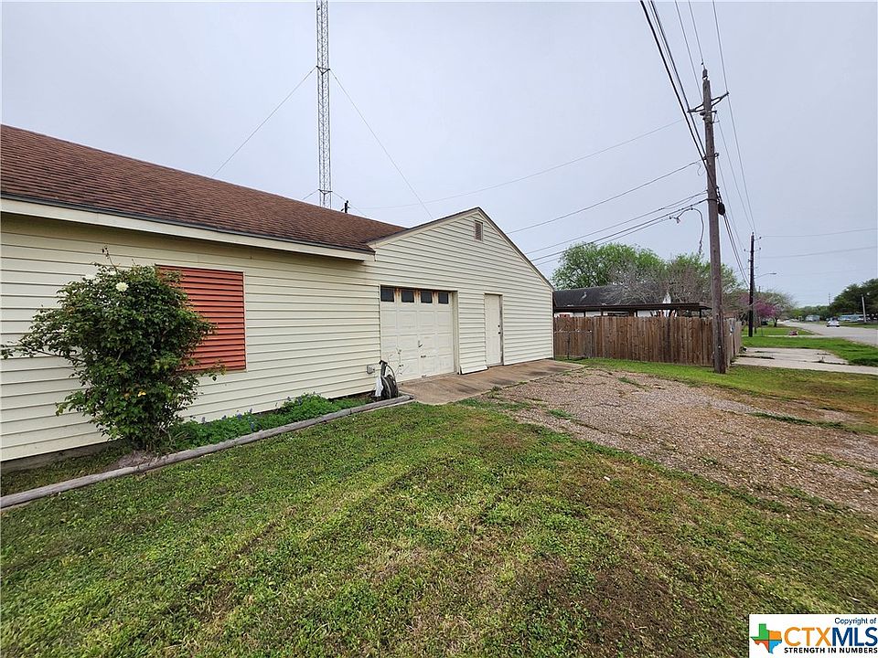 102 Clark St, Point Comfort, TX 77978 Zillow